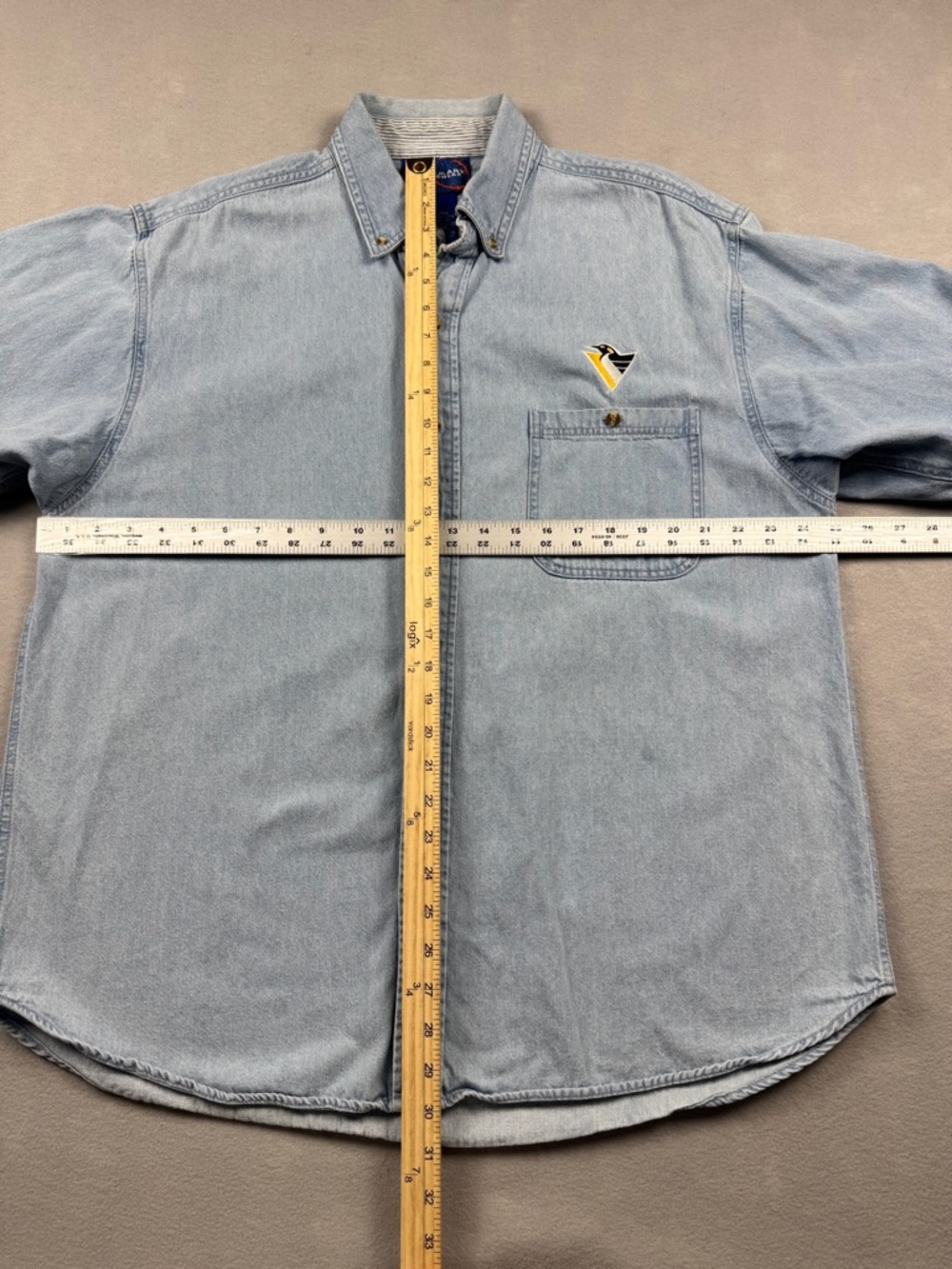 Vintage XL Denim Pittsburgh Penguins Long Sleeve Button Shirt NHL Hockey - Picture 7 of 7